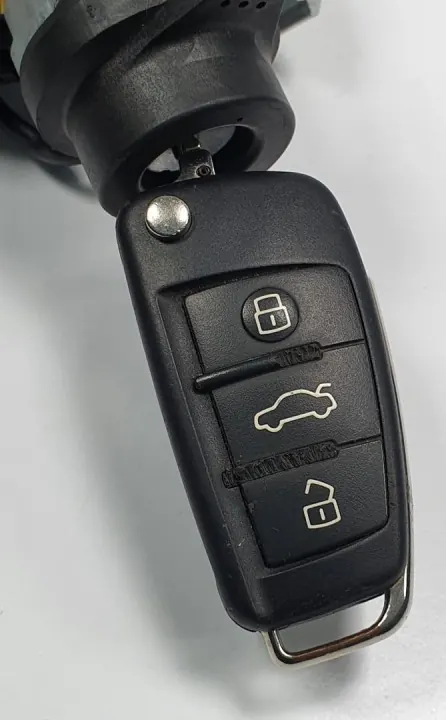 Macaco Audi TT 8J OEM 1K0905851B - Usado image 6