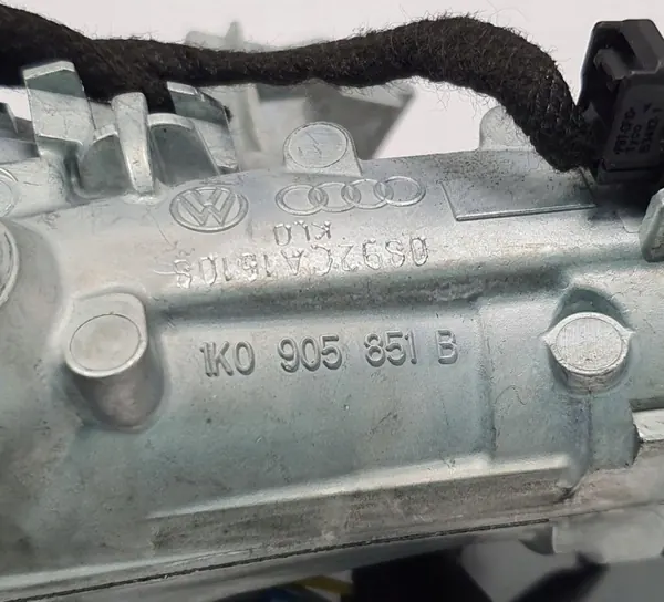 Macaco Audi TT 8J OEM 1K0905851B - Usado image 9