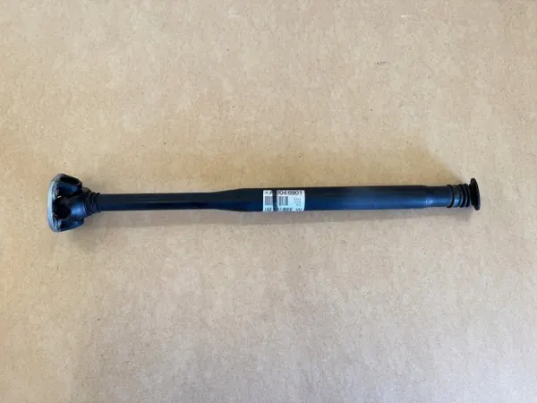 Mercedes-Benz Kort Drivaxel OEM 2044106901 image 2