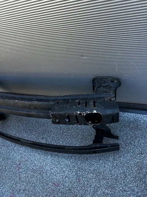 Etupalkki MINI COUNTRYMAN R60 image 2