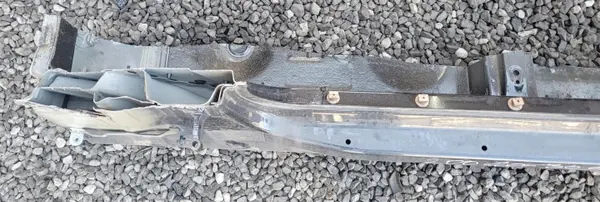Vasen Leikattu Kynnys BMW E87 OEM 475 - Musta Safiiri image 5