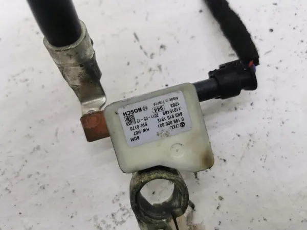 Audi OE Minusklem OEM 8K0915181E voor A4 B8 image 6