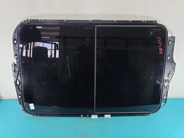 Techo Panorámico usado OEM 8R0877041B para Audi Q5 08-16 image 4