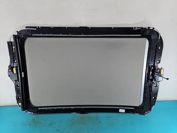 Techo Panorámico usado OEM 8R0877041B para Audi Q5 08-16 image 9
