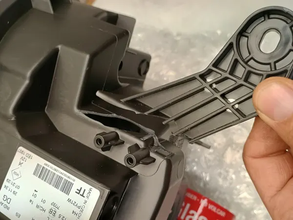 Vasen Ajovalo Renault Twingo 3 LED OEM 260600966R image 8