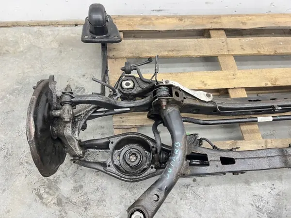 Skoda Superb III achterophangingbalk OEM MMAUTKO-27765 image 5