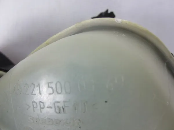 Expansietank Mercedes W221 S320 3.0 CDI image 6