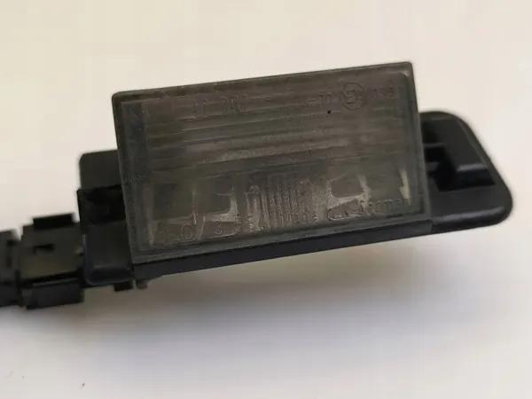 Luz de matrícula BMW E130333 para Serie 3 E46 image 3