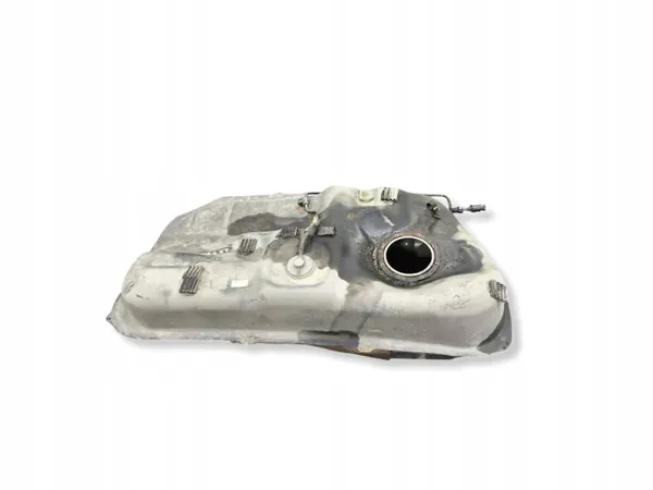 Brandstoftank Hyundai ix35 OEM 31002Y000 - Gebruikt image 4