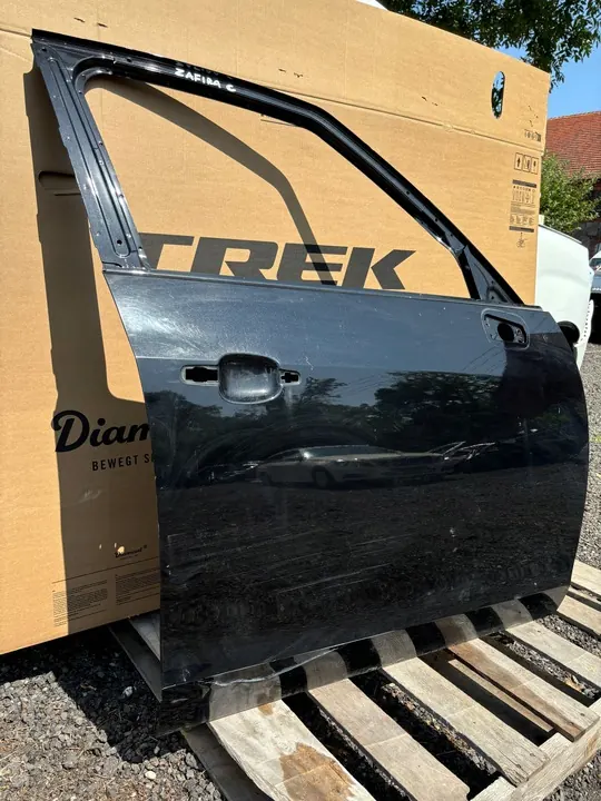 Höger Framdörr Opel Zafira C image 2