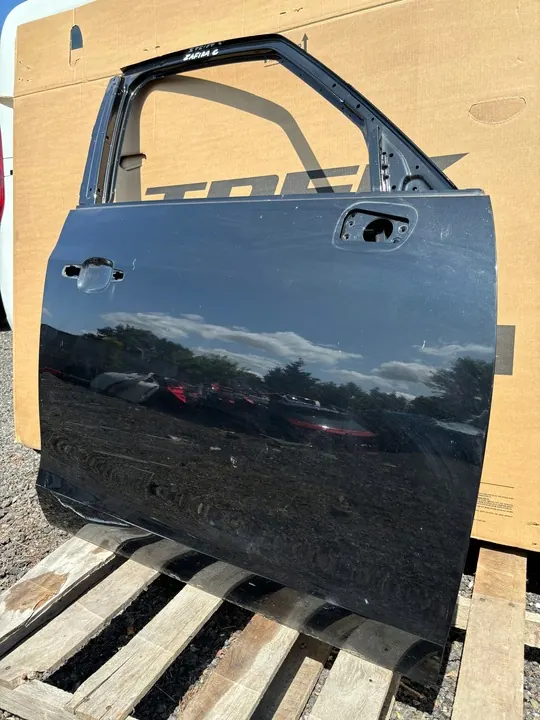 Höger Framdörr Opel Zafira C image 3