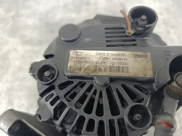 Vaihtovirtageneraattori Fiat Doblo II 1.3 D Multijet OEM 51944878 image 7