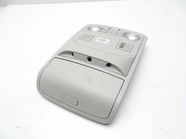 OEM 1K0868837E Luz de Cabina para VW Scirocco III image 3