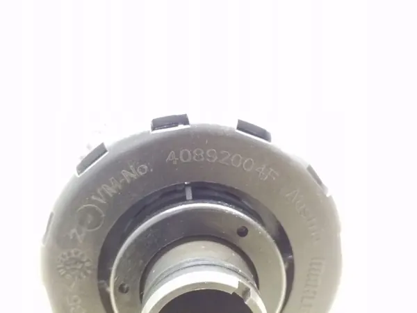 Árbol de levas Maserati Levante OEM 1202119F - Usado image 4
