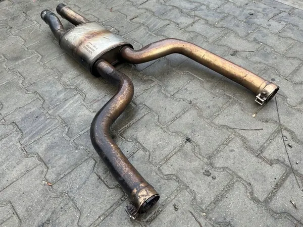 Alfa Romeo Stelvio Quadrifoglio Mittelauspuff OEM 50552400 image 2