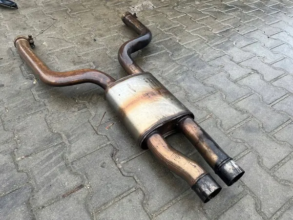 Alfa Romeo Stelvio Quadrifoglio Mittelauspuff OEM 50552400 image 3