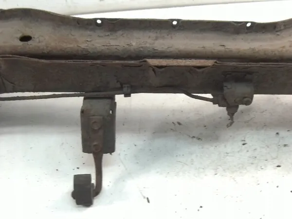 Mazda 626 III Hinterachsträger OEM AK-12-57718 image 3
