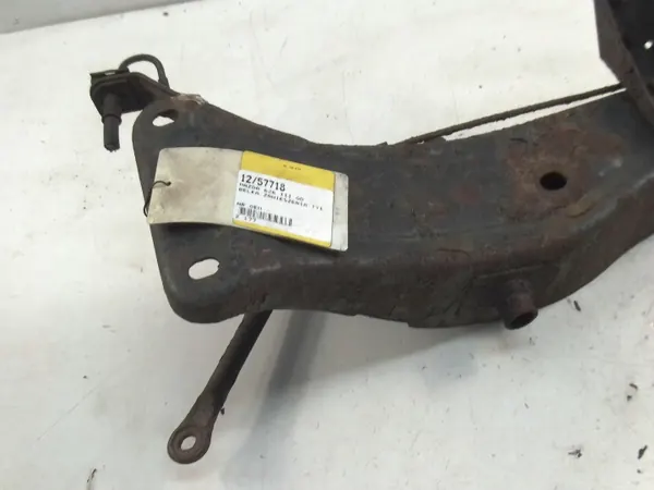 Mazda 626 III Hinterachsträger OEM AK-12-57718 image 9