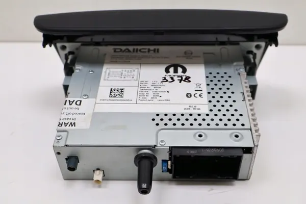 Rádio Lancia Ypsilon OEM '07357167520 - Usado image 7
