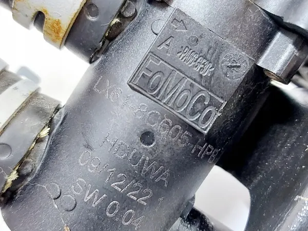 Válvula termostato Ford Kuga III OEM LX61-8C605-HPB image 5