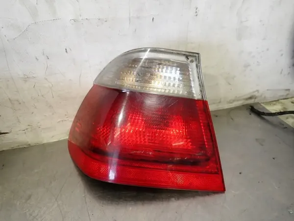 Linkes Rücklicht BMW E46 1.9 image 2
