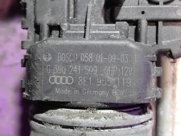 Audi A4 B6 Station Wipermotor OEM Zawada-388460- image 10