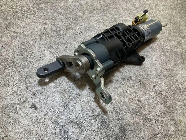 OEM 8W9827852A Elektrischer Heckklappenaktor Rechts image 5