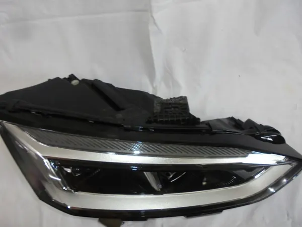 AUDI A5 B9 Faro Derecho Full LED 8W6 image 5