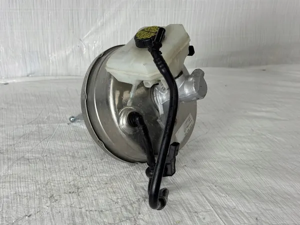 POMPE DE FREIN SERVO PORSCHE MACAN 95B 95B612103AA image 1