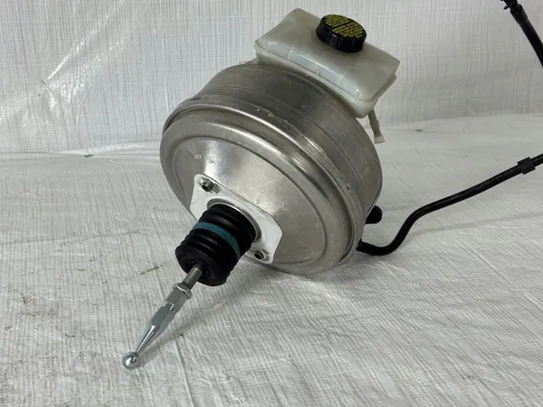 POMPE DE FREIN SERVO PORSCHE MACAN 95B 95B612103AA image 2