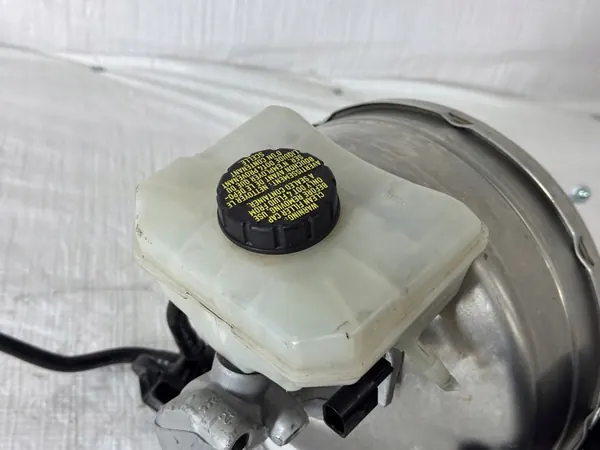 POMPE DE FREIN SERVO PORSCHE MACAN 95B 95B612103AA image 5