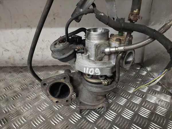 Opel Insignia A 2013 Turbocompresor OEM 12634179 image 2