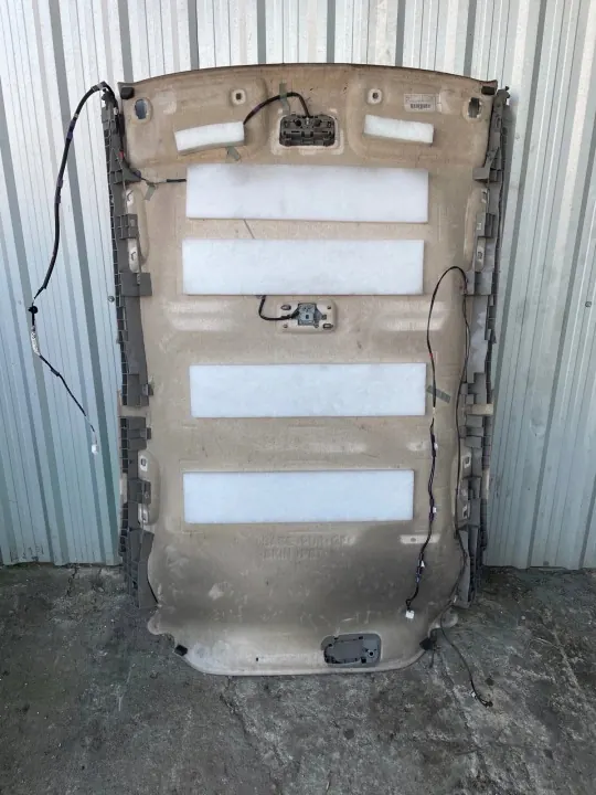 Toyota Yaris II 3D Takfoder OEM 63310-0D240 image 5