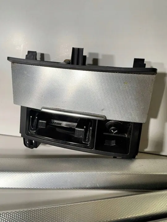 Audi Q7 2009 Aschenbecher Tunnelverkleidung OEM 17544446460 image 4