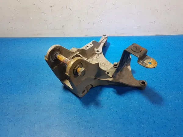 Scania hytthantering vänster OEM 1409345 - Begagnad image 5