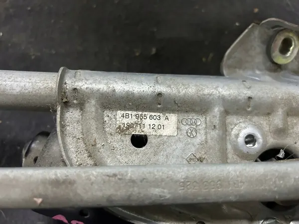 Pyyhkijän mekanismi moottori Audi A6 C5 image 3