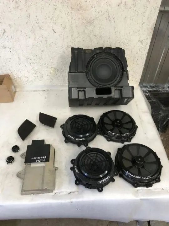 Porsche Soundsystem OEM 97064556503 für Panamera image 2