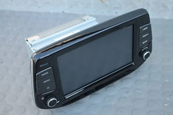 Hyundai OEM RADIO96160G4410 GPS radio voor i30 III image 3