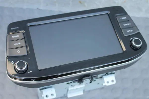 Hyundai OEM RADIO96160G4410 GPS radio voor i30 III image 4