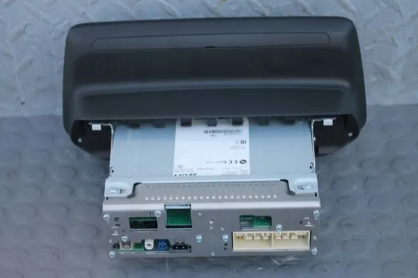 Hyundai OEM RADIO96160G4410 GPS radio voor i30 III image 5