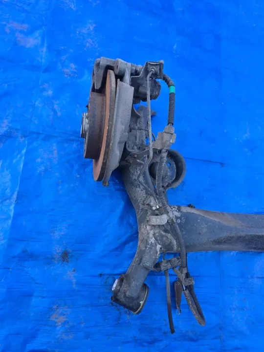 OEM QASHQAI 2 II J11 LIFT 1.2 DIG Bakaxelbalk image 5