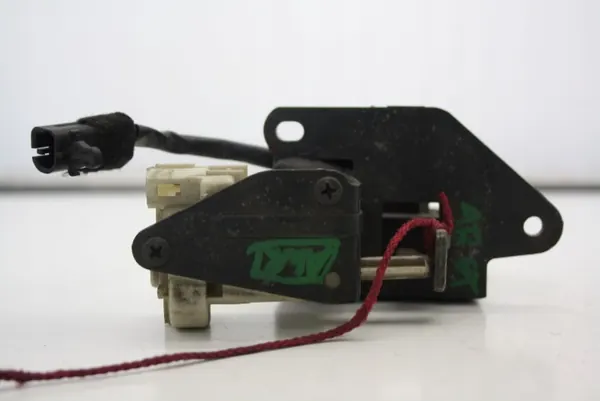 Fecho de porta-malas OEM ZAMKE KLAPY BAGAŻNIKA Alfa Romeo GT image 4