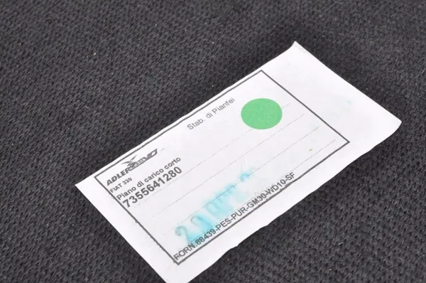 Fiat 500L Kofferraumteppich OEM 7355641280 - Gebraucht image 3