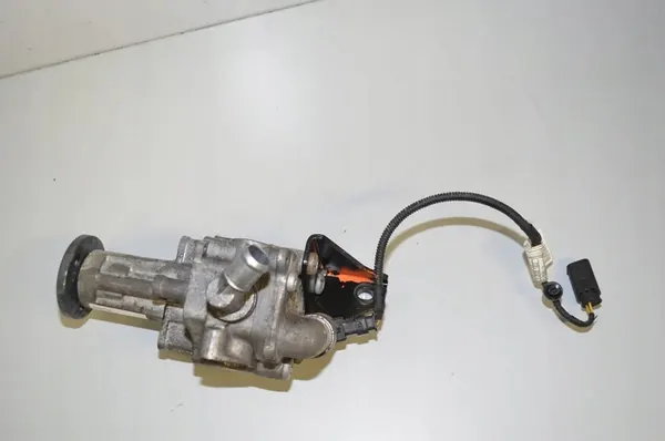 Bomba de direção BMW F10 N55 32416794350 image 2