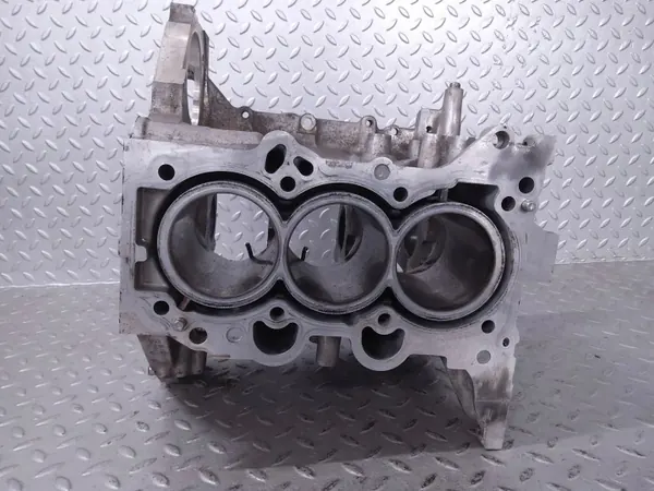 Bloc moteur d'occasion OEM 2111007500 pour Hyundai Bayon image 3