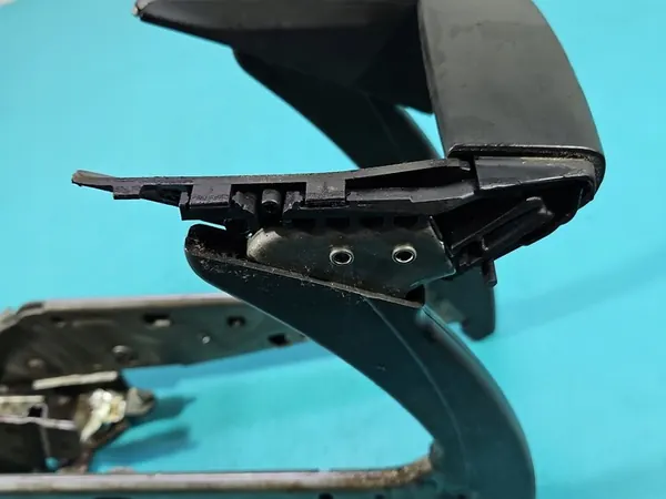 Handbrake Lever Opel Zafira B 13237304AR image 3