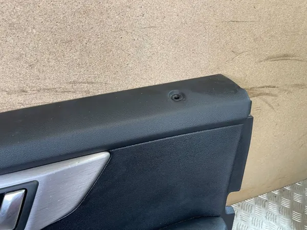 Mercedes-Benz GLK (X204) Rechter Voorportierbekleding OEM 0001138309 image 4