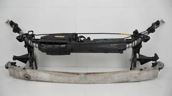 OEM 360204466 Etuhihna Mercedes W246 2011-2014 image 2