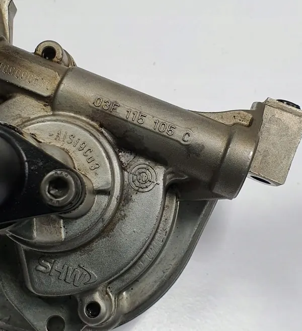 Bomba de Óleo SEAT OEM 03F115105C para Leon 2.0L image 5