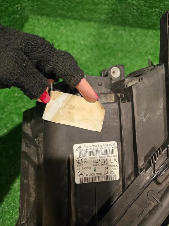 Linker Koplamp Mercedes C W205 A2059066402 image 7